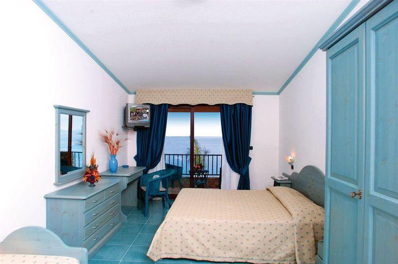 Blue Paradise Villaggio Parghelia Bagian luar foto